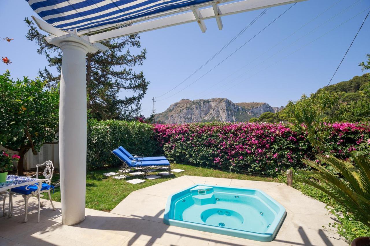 Juniorsuiteb&B Capri Exteriör bild